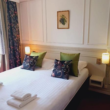 Logis Le Relais Imperial Hotel Saint-Vallier-de-Thiey Ngoại thất bức ảnh