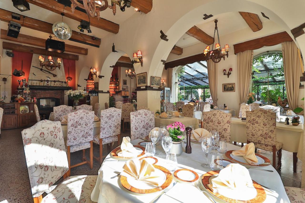 Logis Le Relais Imperial Hotel Saint-Vallier-de-Thiey Ngoại thất bức ảnh