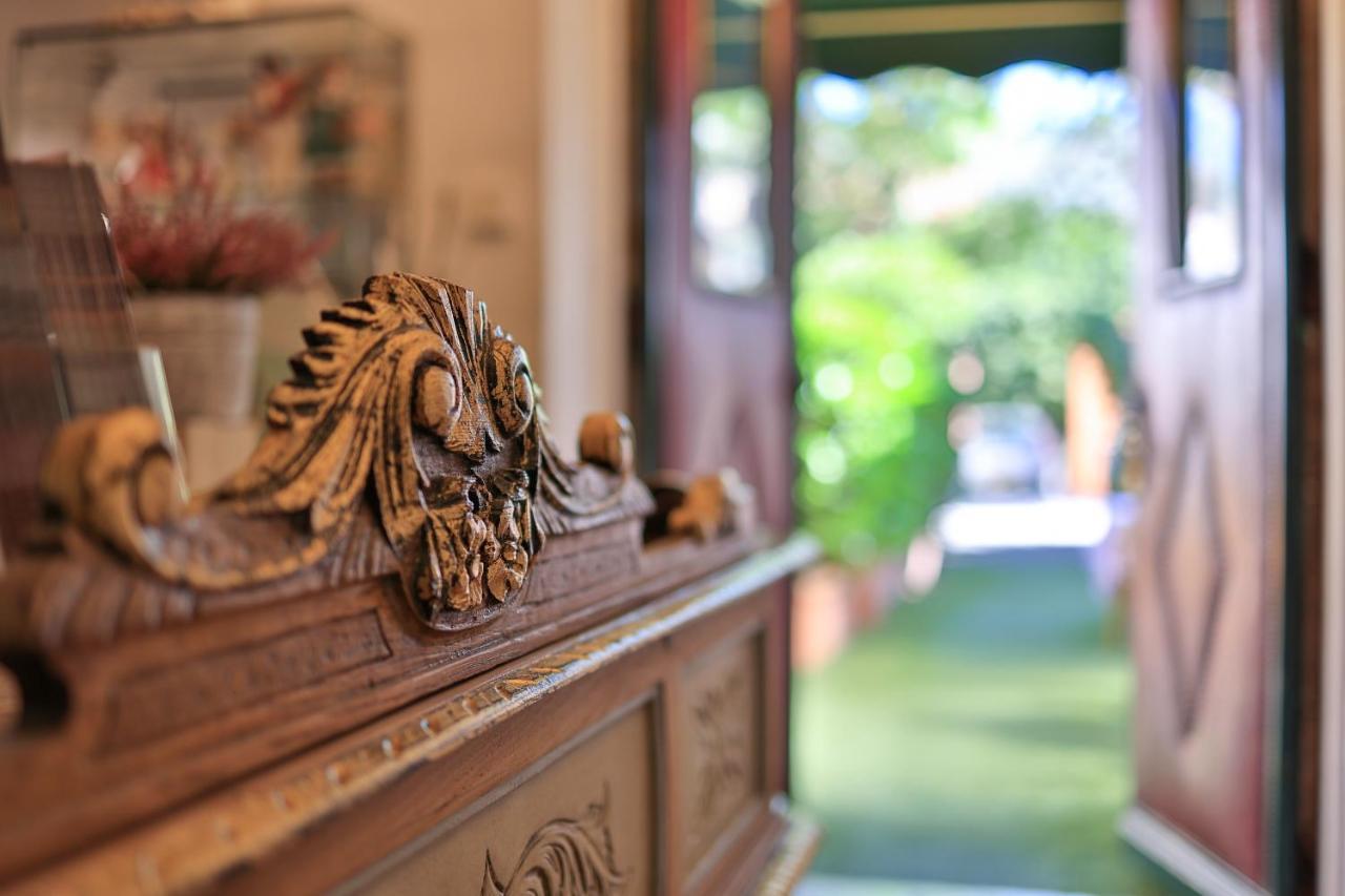 Logis Le Relais Imperial Hotel Saint-Vallier-de-Thiey Ngoại thất bức ảnh
