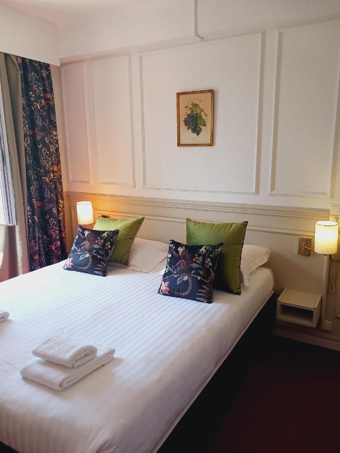 Logis Le Relais Imperial Hotel Saint-Vallier-de-Thiey Ngoại thất bức ảnh