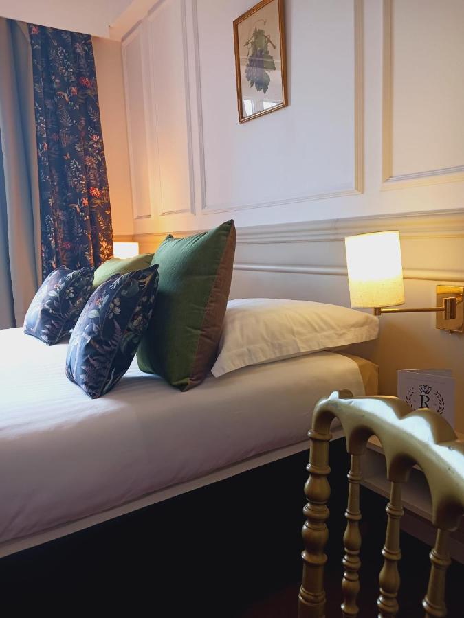 Logis Le Relais Imperial Hotel Saint-Vallier-de-Thiey Ngoại thất bức ảnh