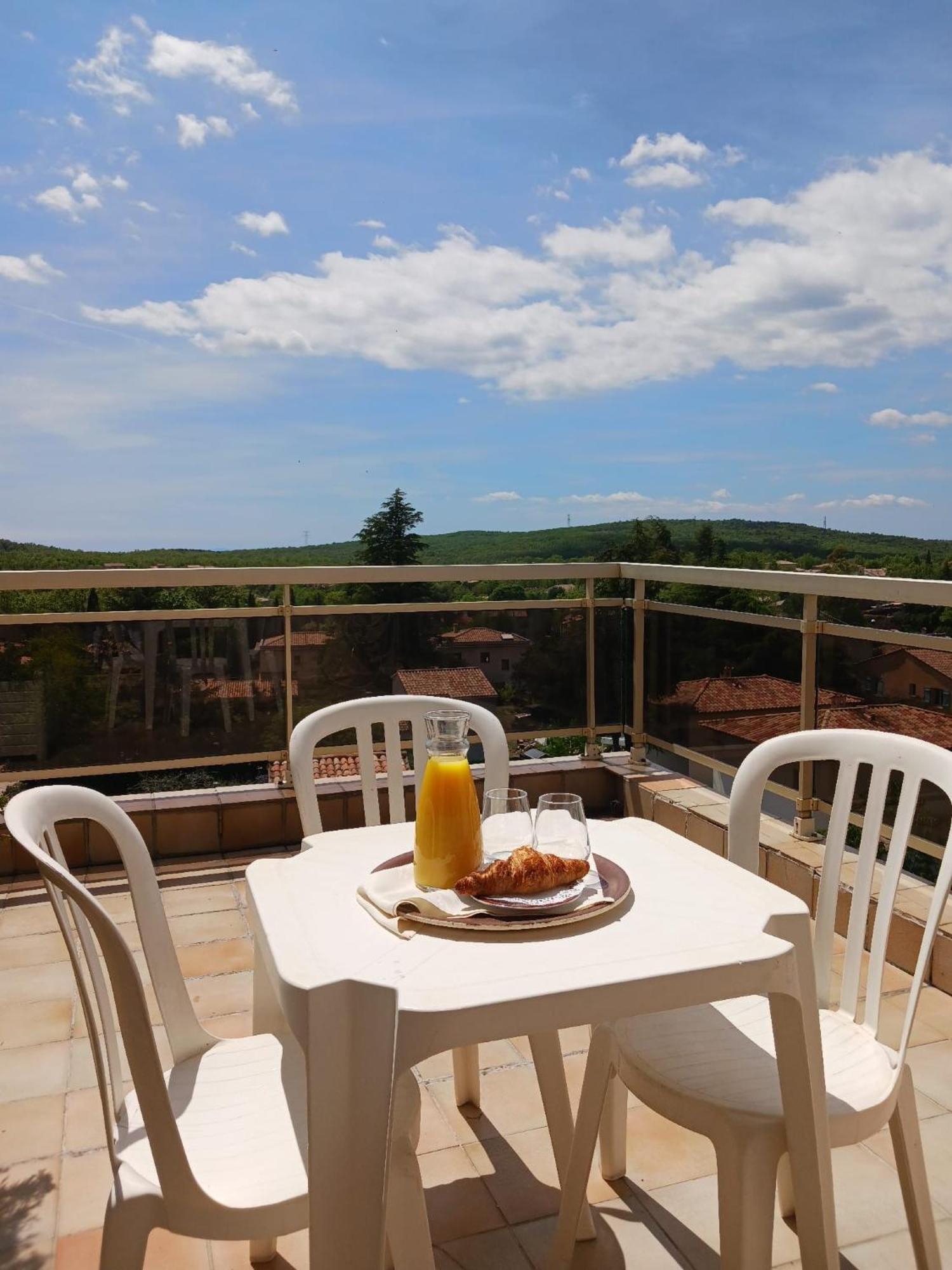 Logis Le Relais Imperial Hotel Saint-Vallier-de-Thiey Ngoại thất bức ảnh